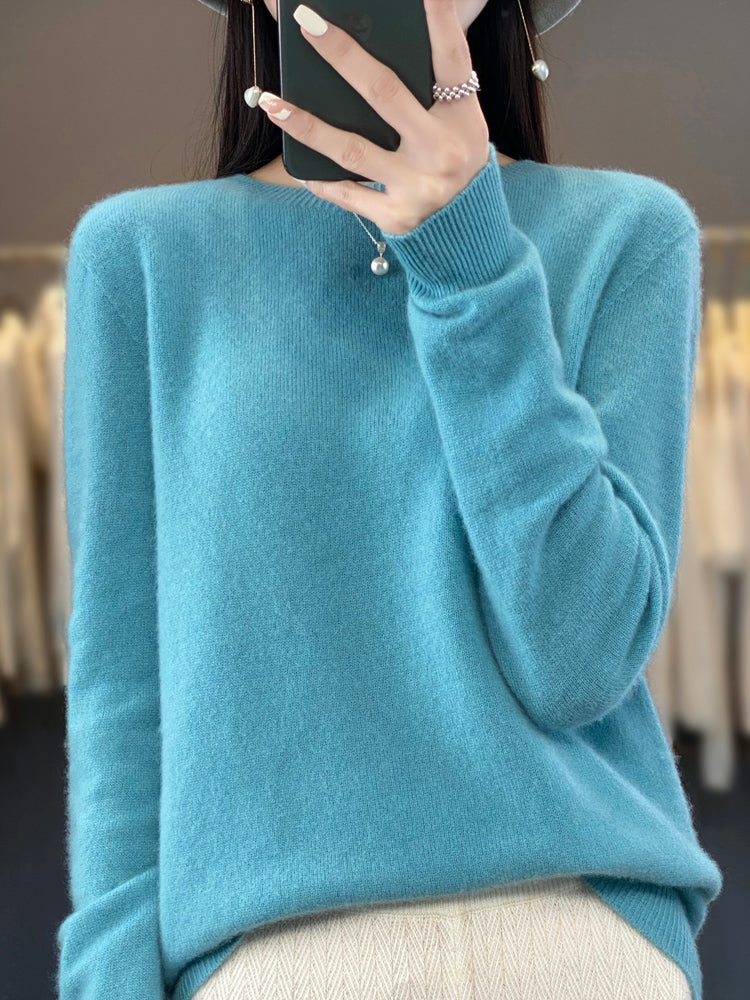 Georgia | Comfortable Round Neck Sweater Women